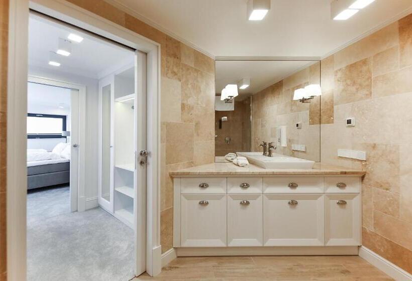 Королевский Номер, Dune Resort Mielno   B