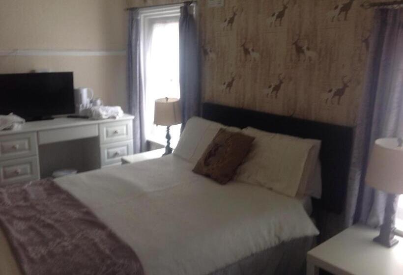 Семейный Номер, Talbot House