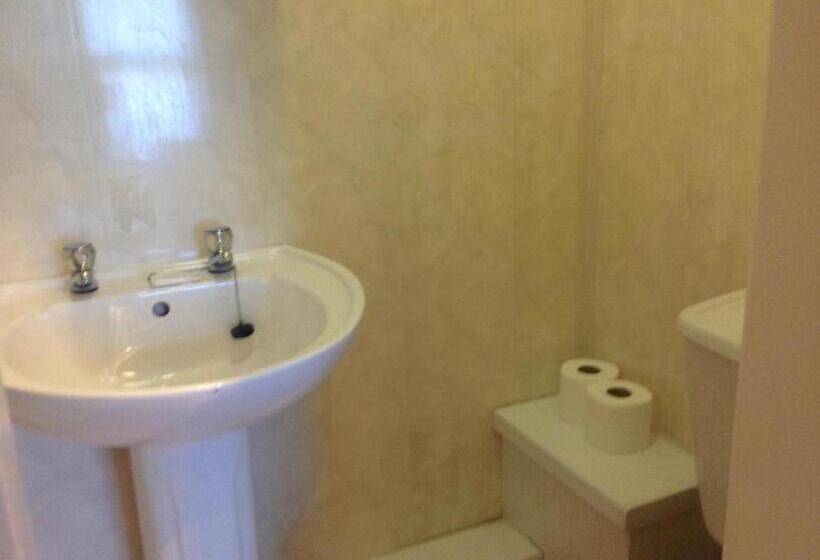 Семейный Номер, Talbot House