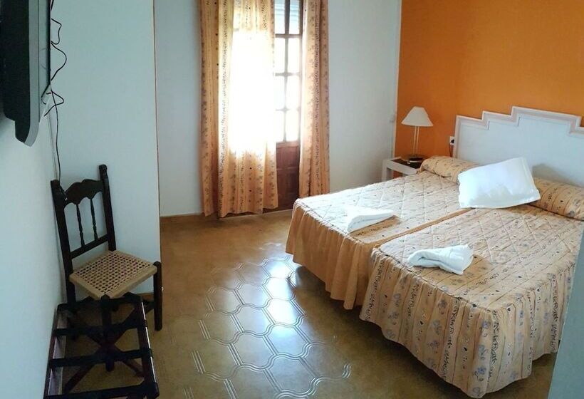 Номер Стандарт, Hostal Los Arcos