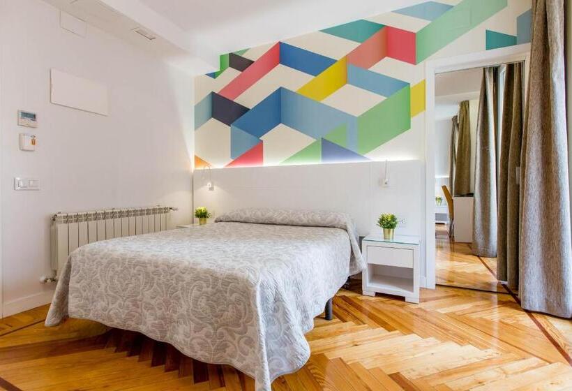 غرفة قياسية ثلاثية, Hostal Sol Square Madrid