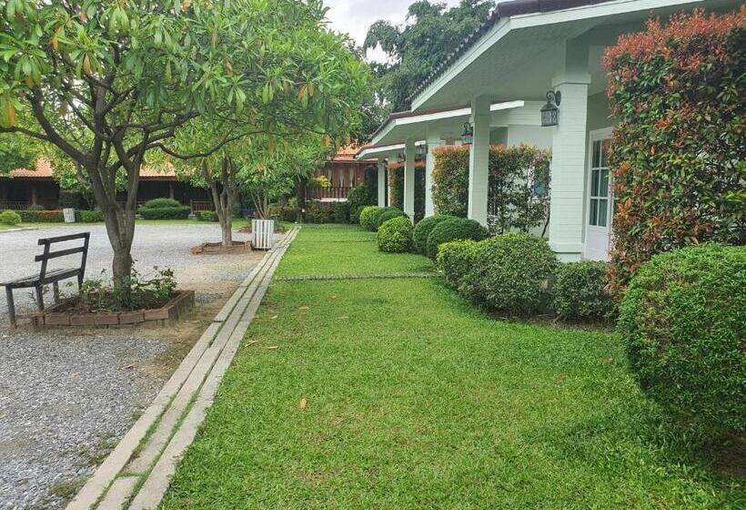 اتاق لوکس, Aob Oun Homestay