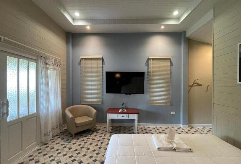 اتاق لوکس خانوادگی, Aob Oun Homestay