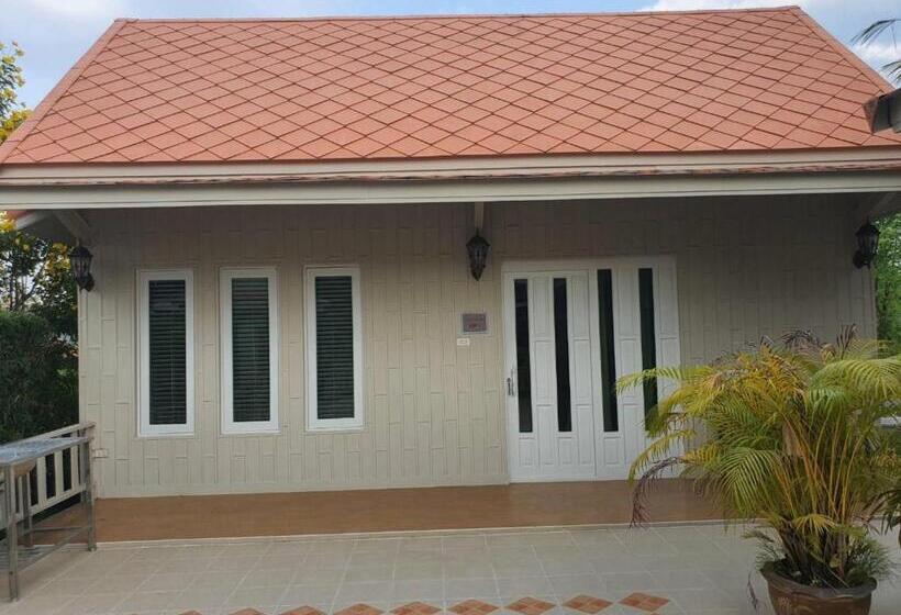 ویلای 2 خوابه, Aob Oun Homestay