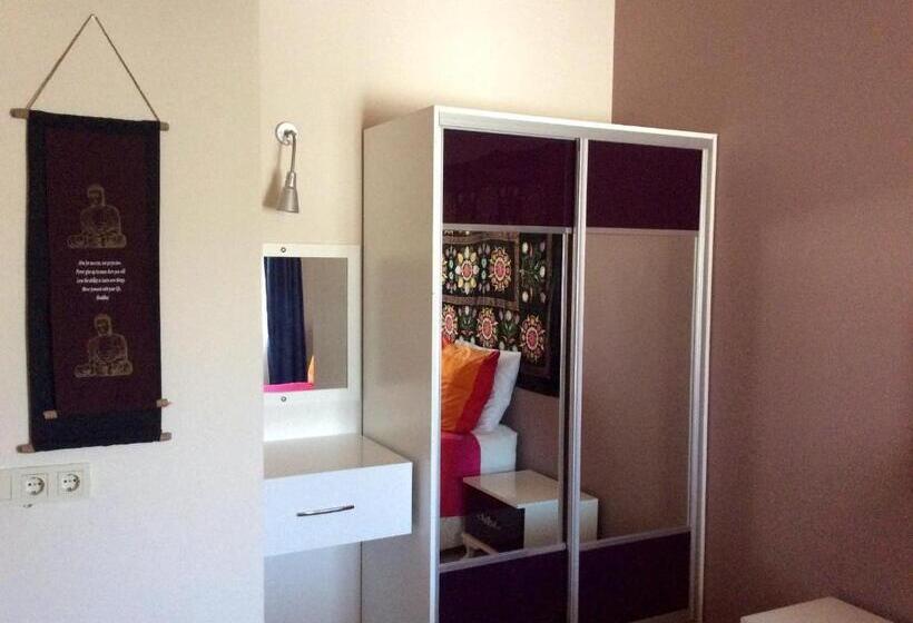 Апартаменты 2 Спальни, Sunset Boutique Hotel & Apartments
