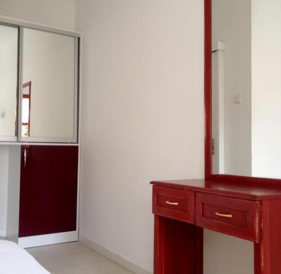 Трехместный Номер Комфорт, Sunset Boutique Hotel & Apartments