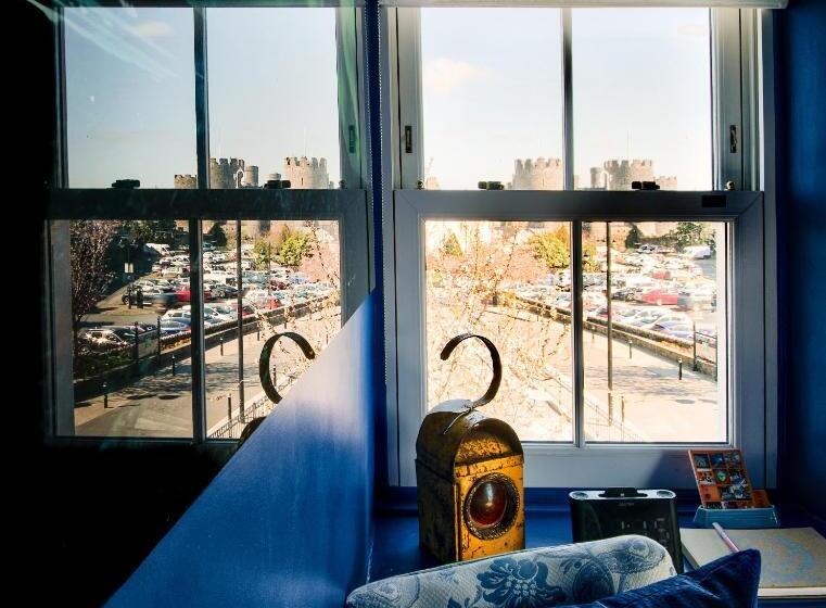 اتاق استاندارد, Number 18