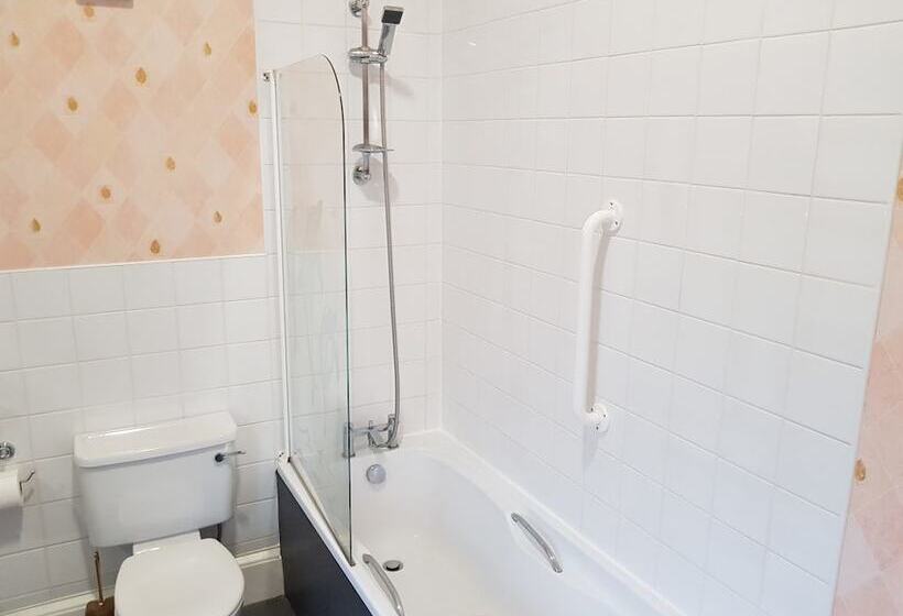 Номер Стандарт Трехместный, Seaview Guest House