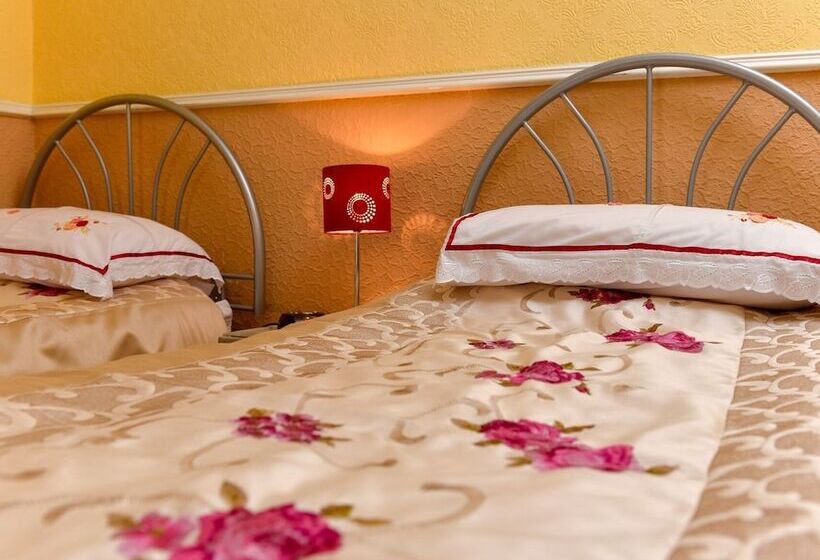 Номер Стандарт, The Warren Guest House