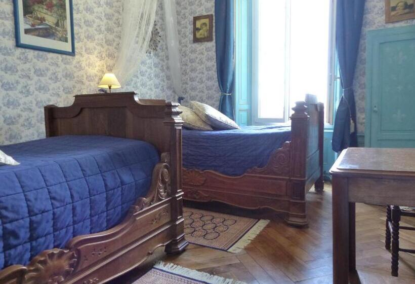 四人标准间, Château De Montsablé
