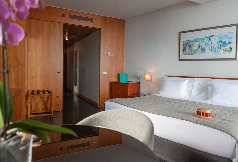 프리미엄 패일리룸, Vidamar Resort Hotel Madeira