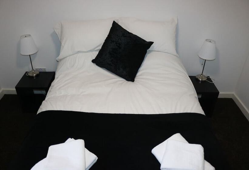 غرفة قياسية, Moorside Lodge