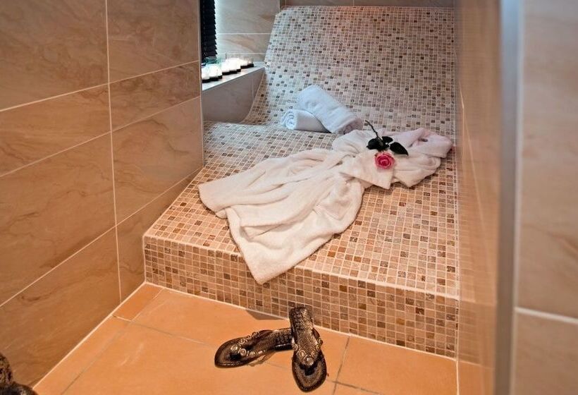Люкс, Windermere Boutique Hotel Spa Suites & Hot Tubs