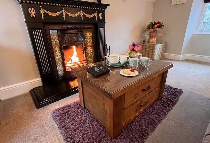 Люкс, Windermere Boutique Hotel Spa Suites & Hot Tubs