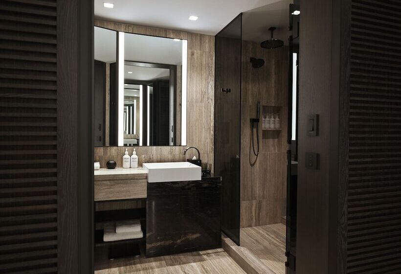 اتاق استاندارد برای معلولان, Equinox Hotel Hudson Yards New York City