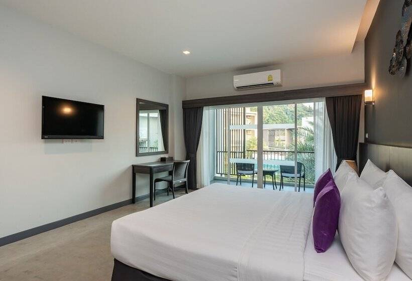 اتاق لوکس با چشمانداز استخر, Koh Chang Paradise Hill