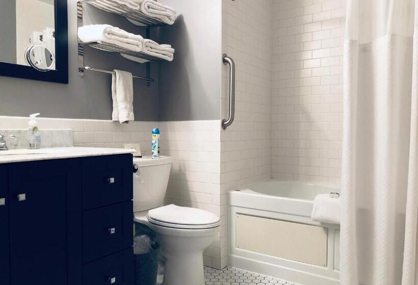 Студия Стандарт, Lodging At The Gaffer Inn