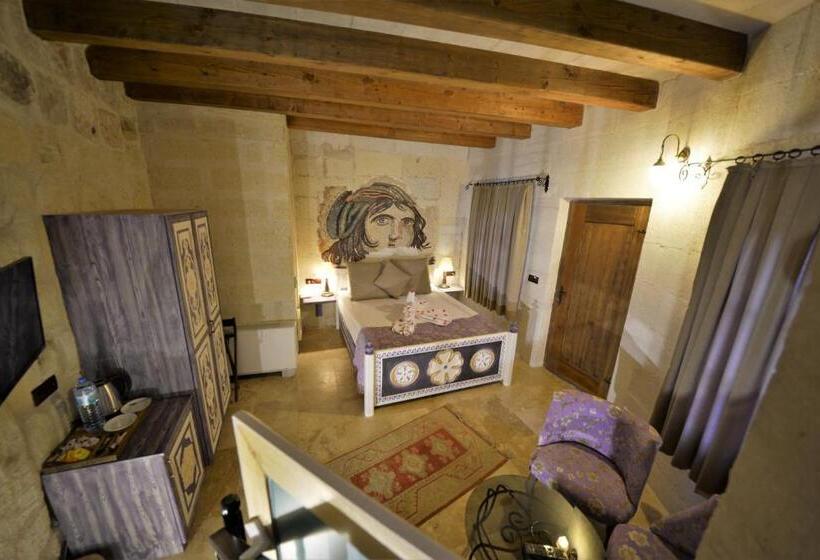 스위트, Caftan Cave Suites