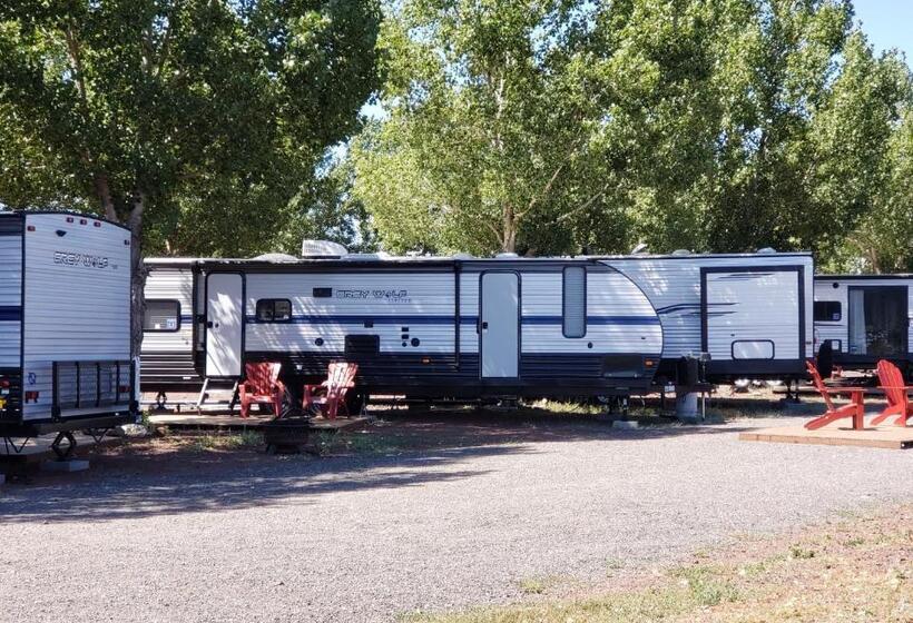 Люкс 2 Спальни, Grand Canyon Rv Glamping