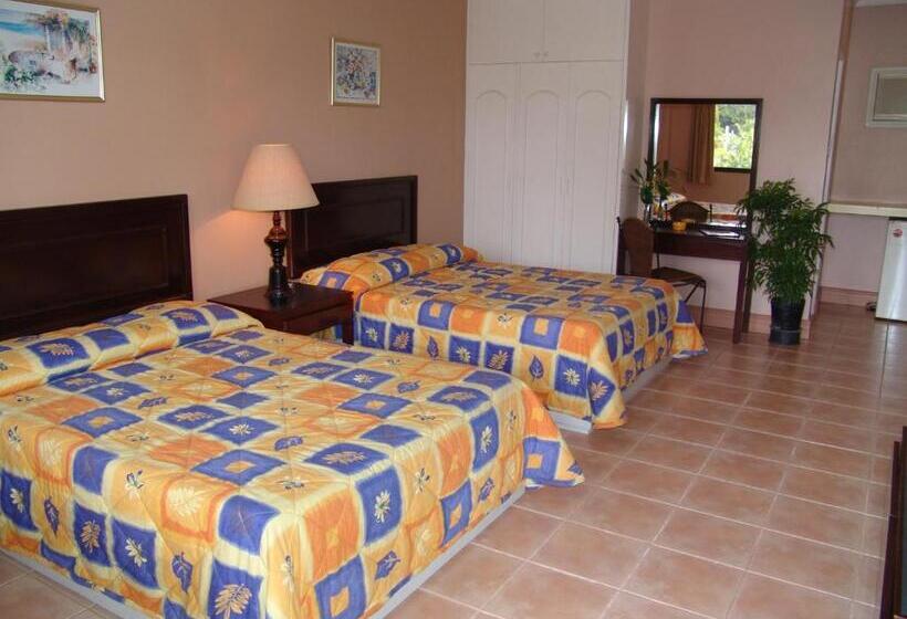 חדר משפחתי, Playa Papagayo Beach Inn