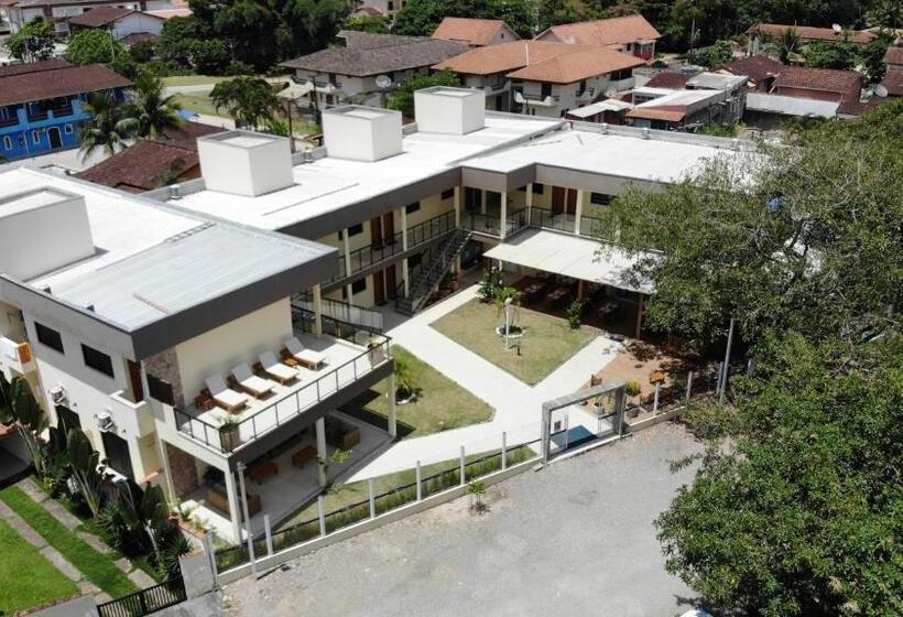Номер Стандарт с Балконом, Pousada Ilha Vitoria
