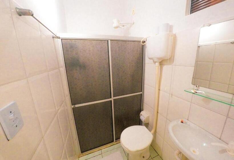 سوییت, Buddy S Hostel Itacaré