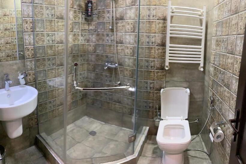 패밀리 룸, Loft Host Yerevan