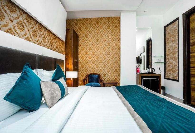 اتاق لوکس, Amritsar Grand