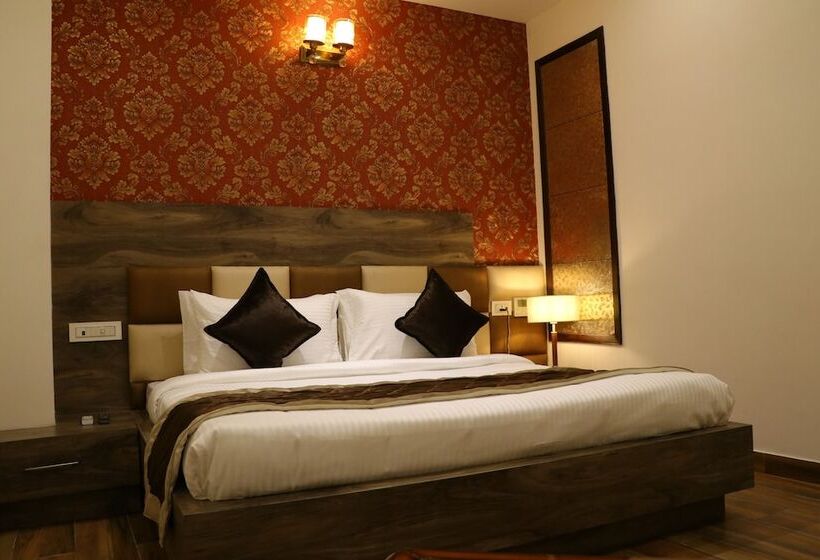 اتاق لوکس, Amritsar Grand