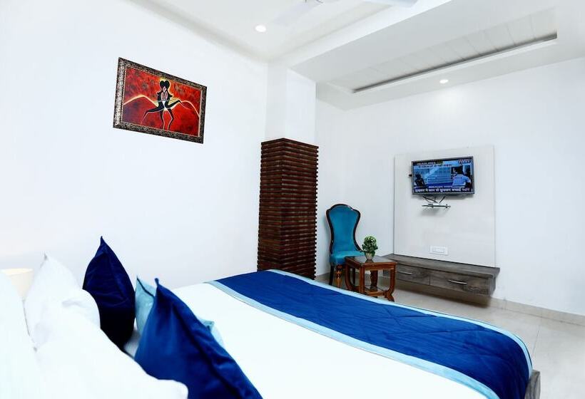 اتاق لوکس, Amritsar Grand