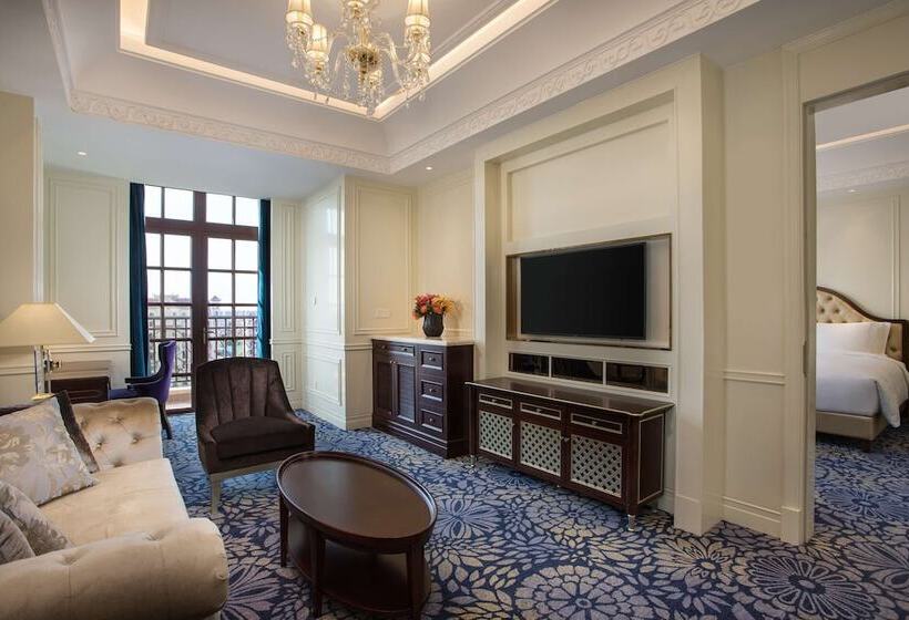 سوییت خانوادگی, Radisson Blu Forest Manor Shanghai Hongqiao   Near Necc