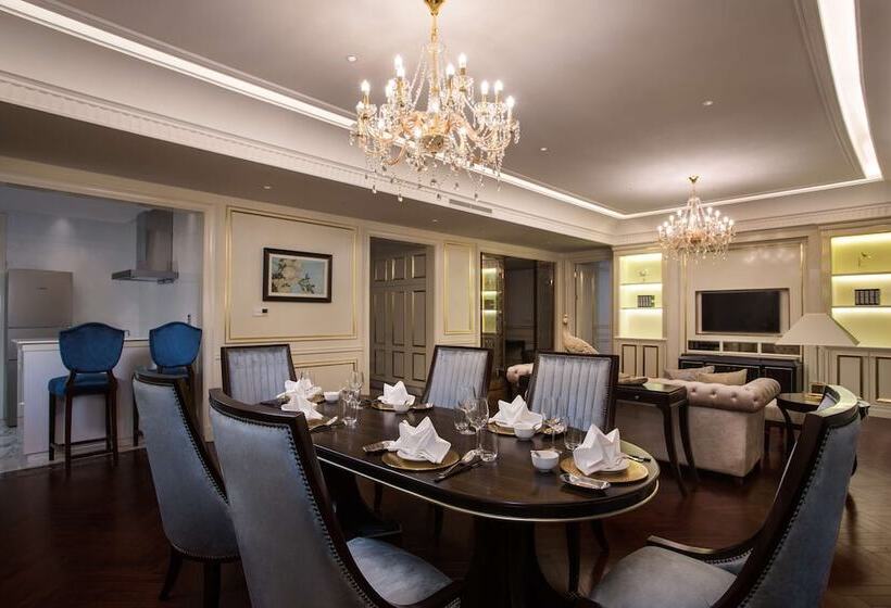 سوییت جونیور, Radisson Blu Forest Manor Shanghai Hongqiao   Near Necc