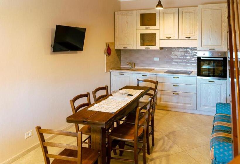 Апартаменты 3 Спальни, Agriturismo Lodolazzo