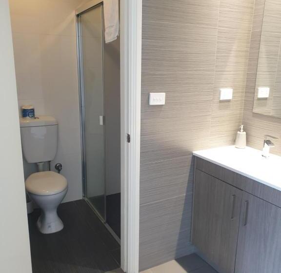 豪华房间, Carlton Suites
