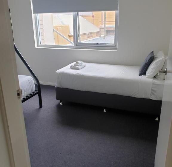 带1个卧室的豪华公寓, Carlton Suites