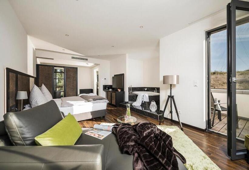 Люкс с гидромассажем, Boutiquehotel Genusswerk Eifel
