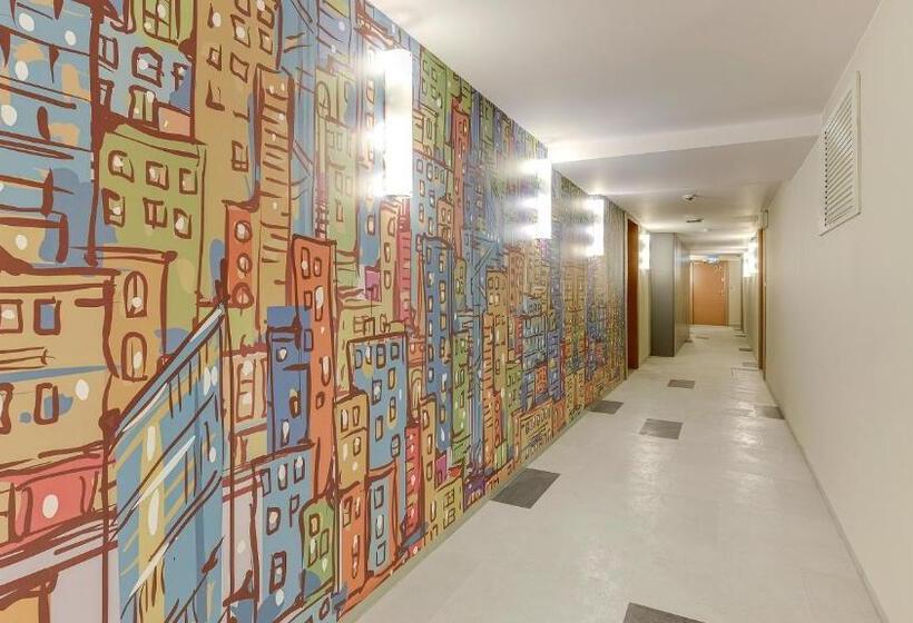 اتاق خانوادگی, Waterlane Island Hostel&apartments