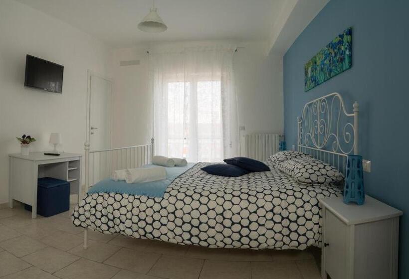 اتاق استاندارد, My Room In Trani