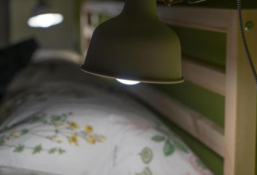 اتاق استاندارد سه نفره, My Room In Trani