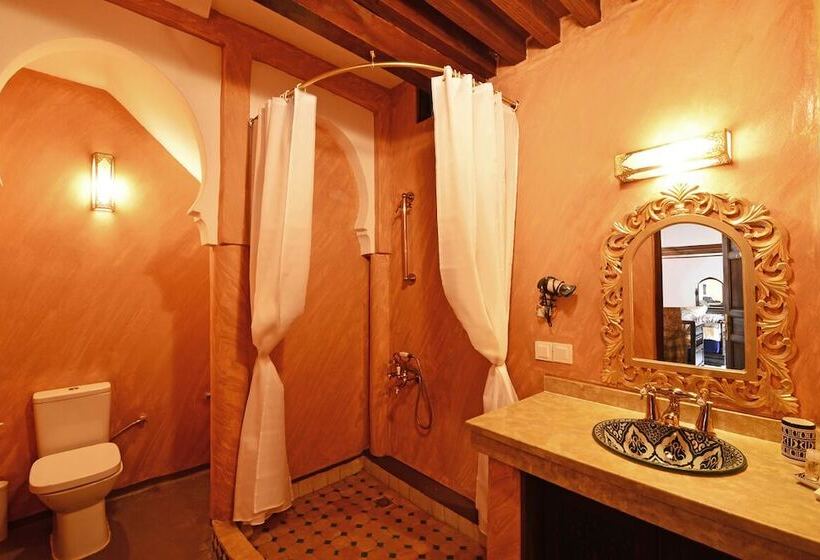 سوییت اجرایی, Riad Alassala Fes