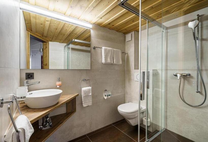 Полулюкс, Alpenblick Hotel & Restaurant Wilderswil By Interlaken