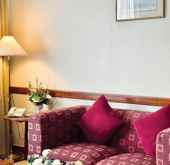 스위트, Royal Phuket City Hotel   Sha Extra Plus