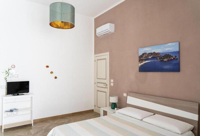 اتاق استاندارد سه نفره, Portosalvo Rooms
