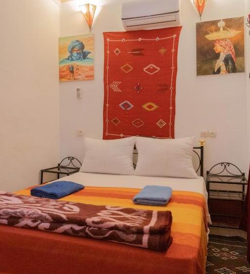 اتاق اکونومی یک تخته, Kasbah La Datte D Or