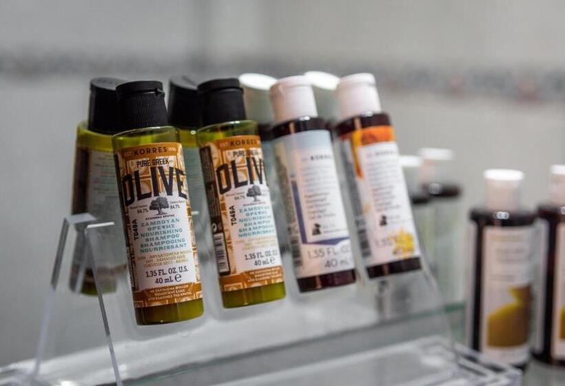 اتاق استاندارد, Olive Studios