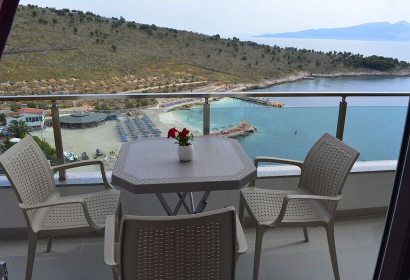 Triple Room Sea View, Mucobega Hotel 2