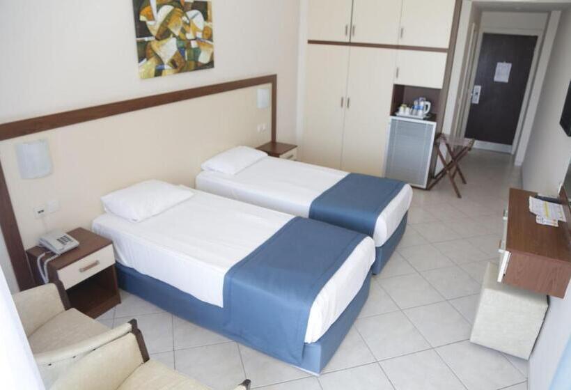 Номер Стандарт Вид на Море, Batıhan Beach Resort & Spa