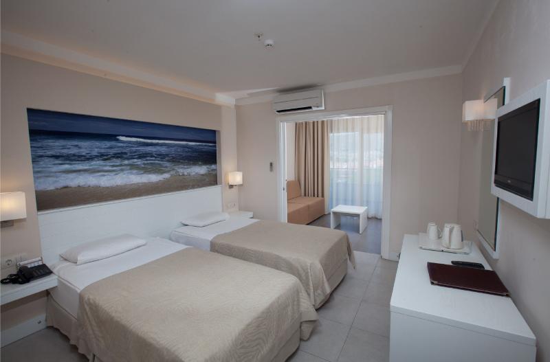 Семейный Номер, Batıhan Beach Resort & Spa