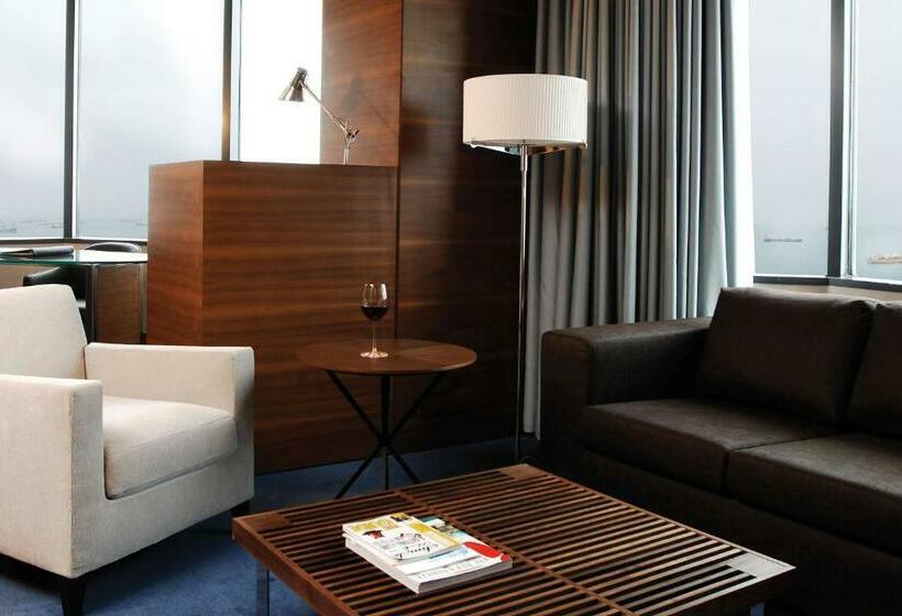 Клубный полулюкс с видом на море, Sheraton Istanbul Ataköy
