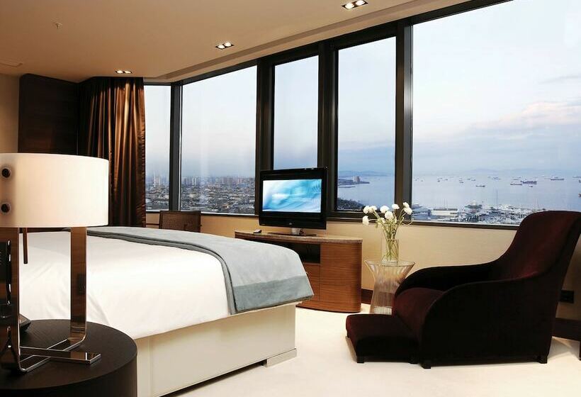 Люкс Executive Вид на Море, Sheraton Istanbul Ataköy